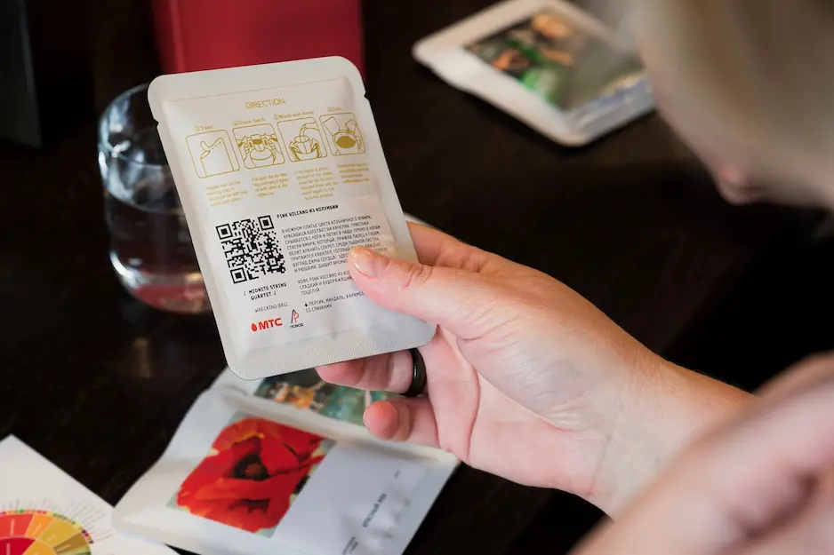 МТС представил мерч, вдохновленный искусством и общением