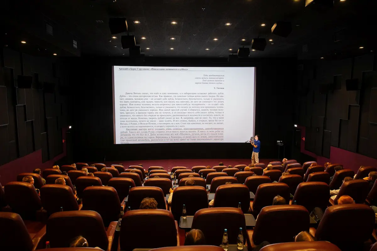 На шаг ближе к цифровому будущему: онлайн-школа МТС и Минобразования для подростков выпустила второй поток учащихся