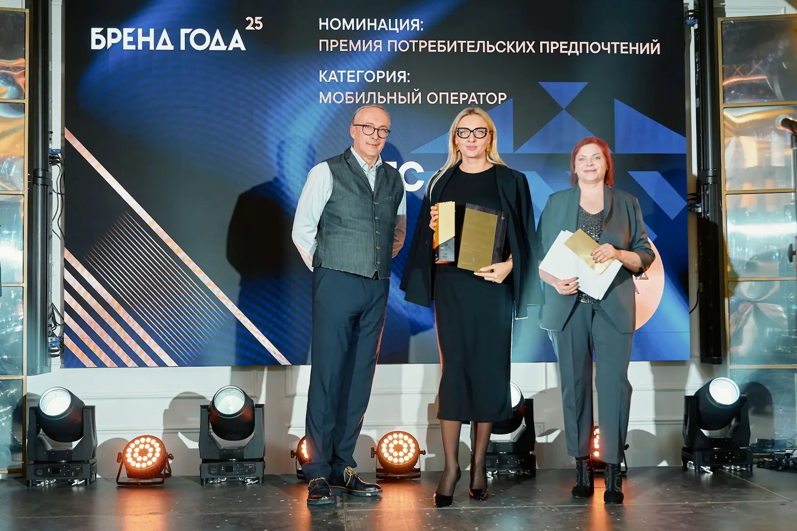 МТС назван лучшим мобильным оператором по итогам опроса респондентов