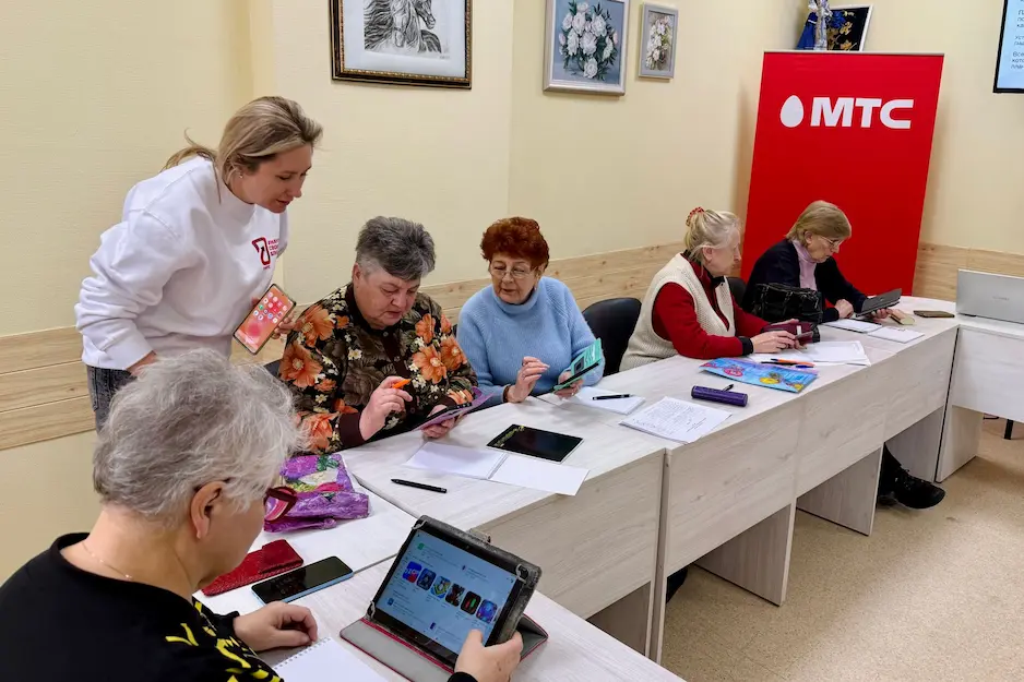 МТС масштабирует инициативу для старшего поколения в социальных центрах Минска
