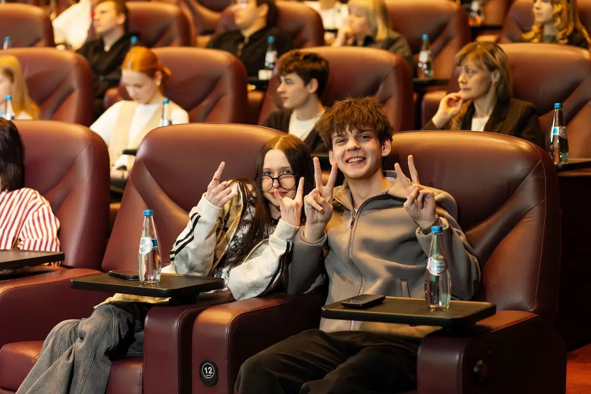 На шаг ближе к цифровому будущему: онлайн-школа МТС и Минобразования для подростков выпустила второй поток учащихся