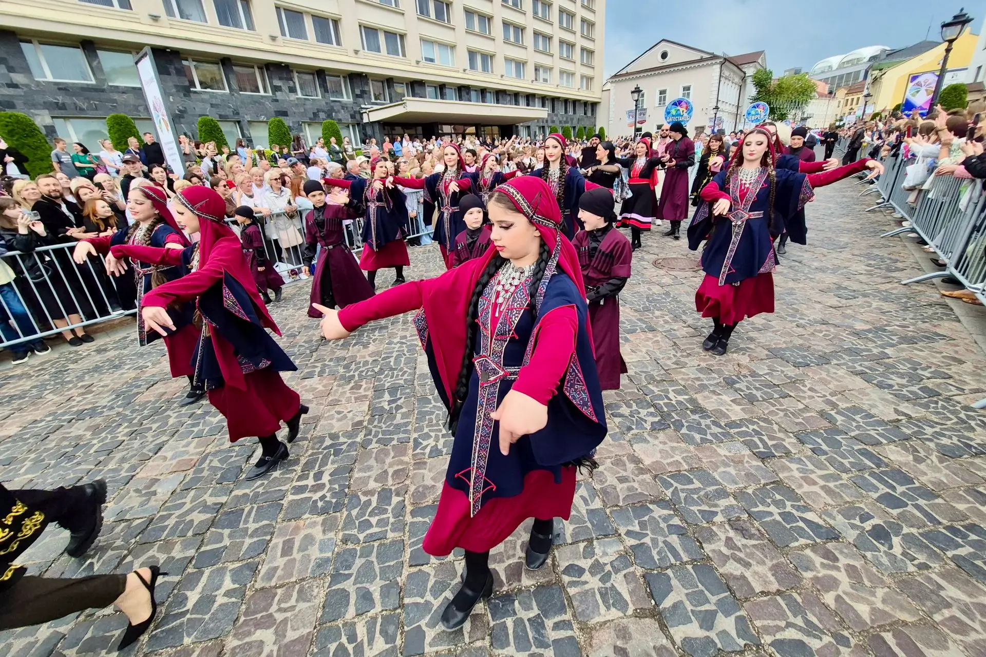Фестиваль национальных культур прошел в Гродно при поддержке МТС
