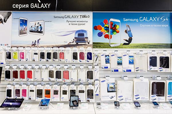 В Минске открылся уникальный магазин МТС и Samsung 