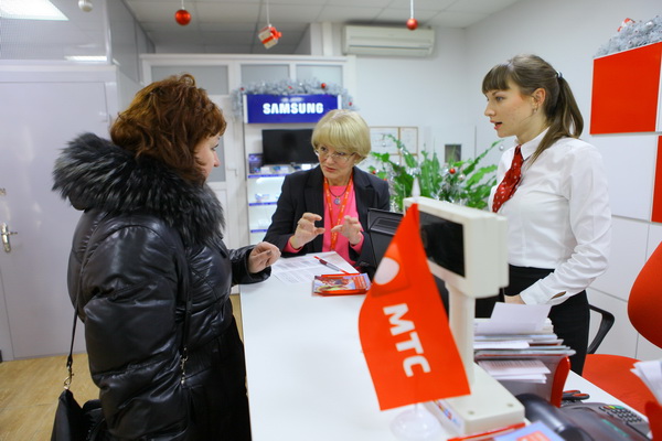 Руководители МТС пообщались с абонентами