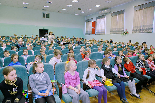 Урок интернет-грамотности в Смолевичах собрал более 350 школьников