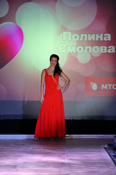 Благотворительный показ &laquo;Red Dress МТС&raquo; снова собрал деньги на лечение ребенка